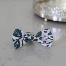 Load image into Gallery viewer, The No Place Like Gnome Dog Bowtie