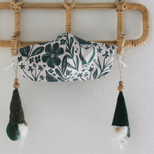 Load image into Gallery viewer, The No Place Like Gnome Dog Accessories Set