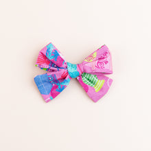 Load image into Gallery viewer, The Lantern Dog Hair Bow