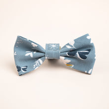 Load image into Gallery viewer, darcy dog bowtie