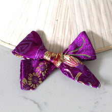 Load image into Gallery viewer, The Purple Royal Chrysanthemums Dog Hair Bow
