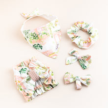 Load image into Gallery viewer, The Eloise Dog Accessories Set
