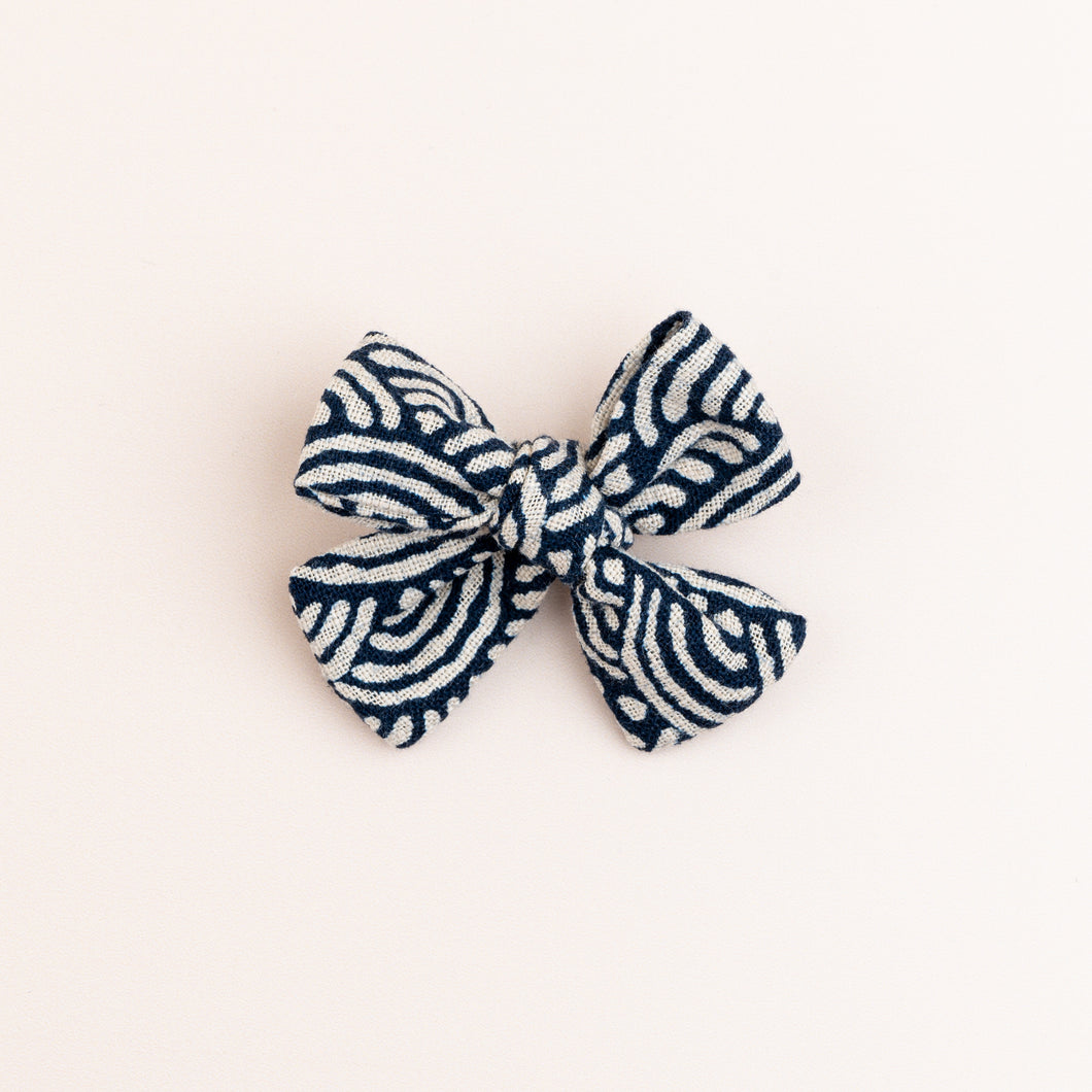 The Pacific Dog Hair Bow